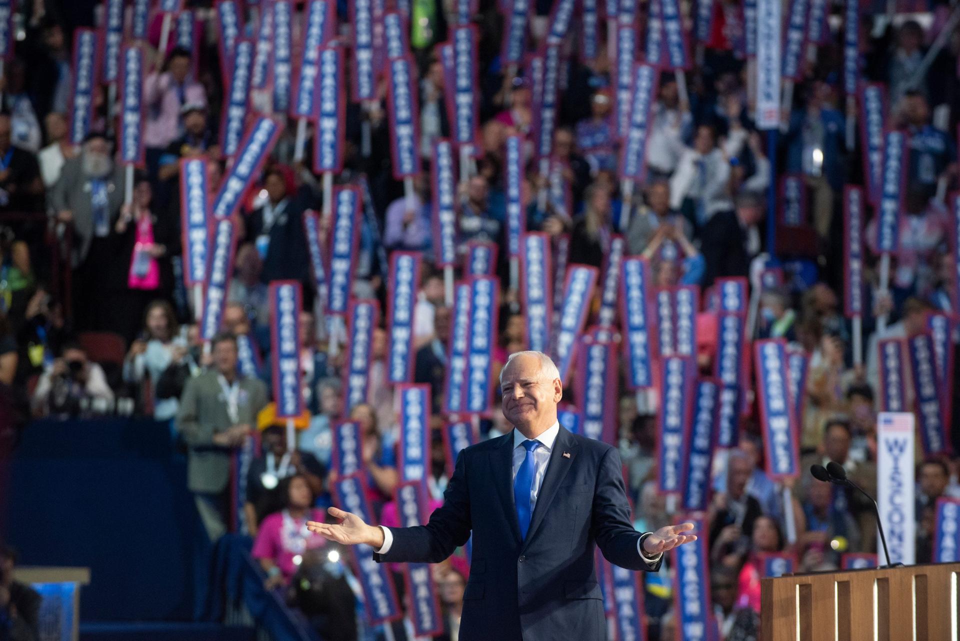 Tim Walz to appear in Green Bay Monday